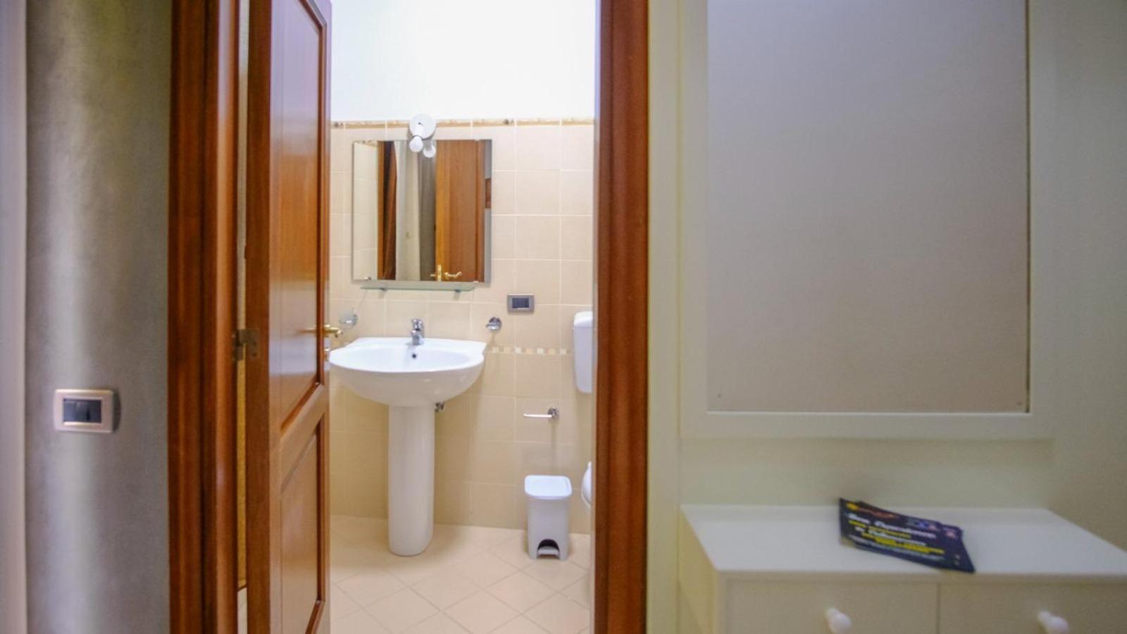 קאסטלמארה דל גולפו Sofia Rooms מראה חיצוני תמונה